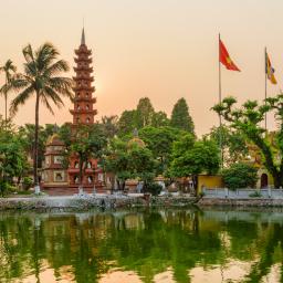 vacanta revelion vietnam avion