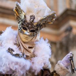 Vizita Carnaval Venetia 5 zile Avion